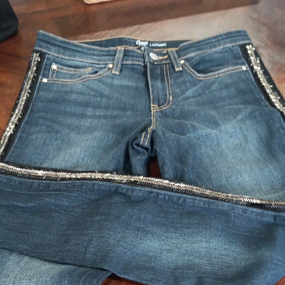 GAP Women's Blue Jeans with Embellished Trim..labeled 28 But Is A 30" Waist